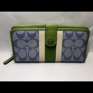 Coach Wallet - F49077